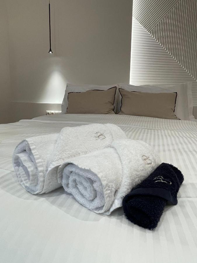 Petrou Suites Ioannina Bagian luar foto
