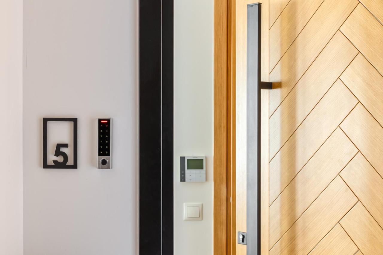 Petrou Suites Ioannina Bagian luar foto